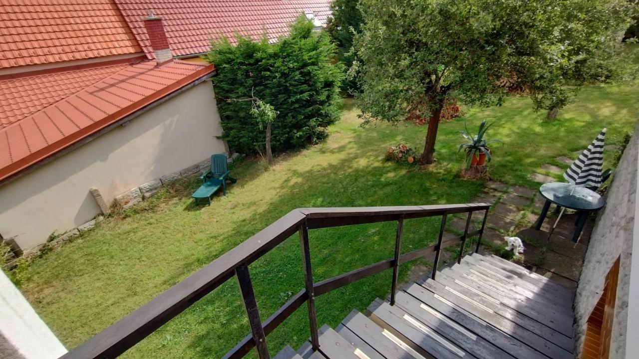 Prague Zbraslav Old Garden Apartment Luaran gambar